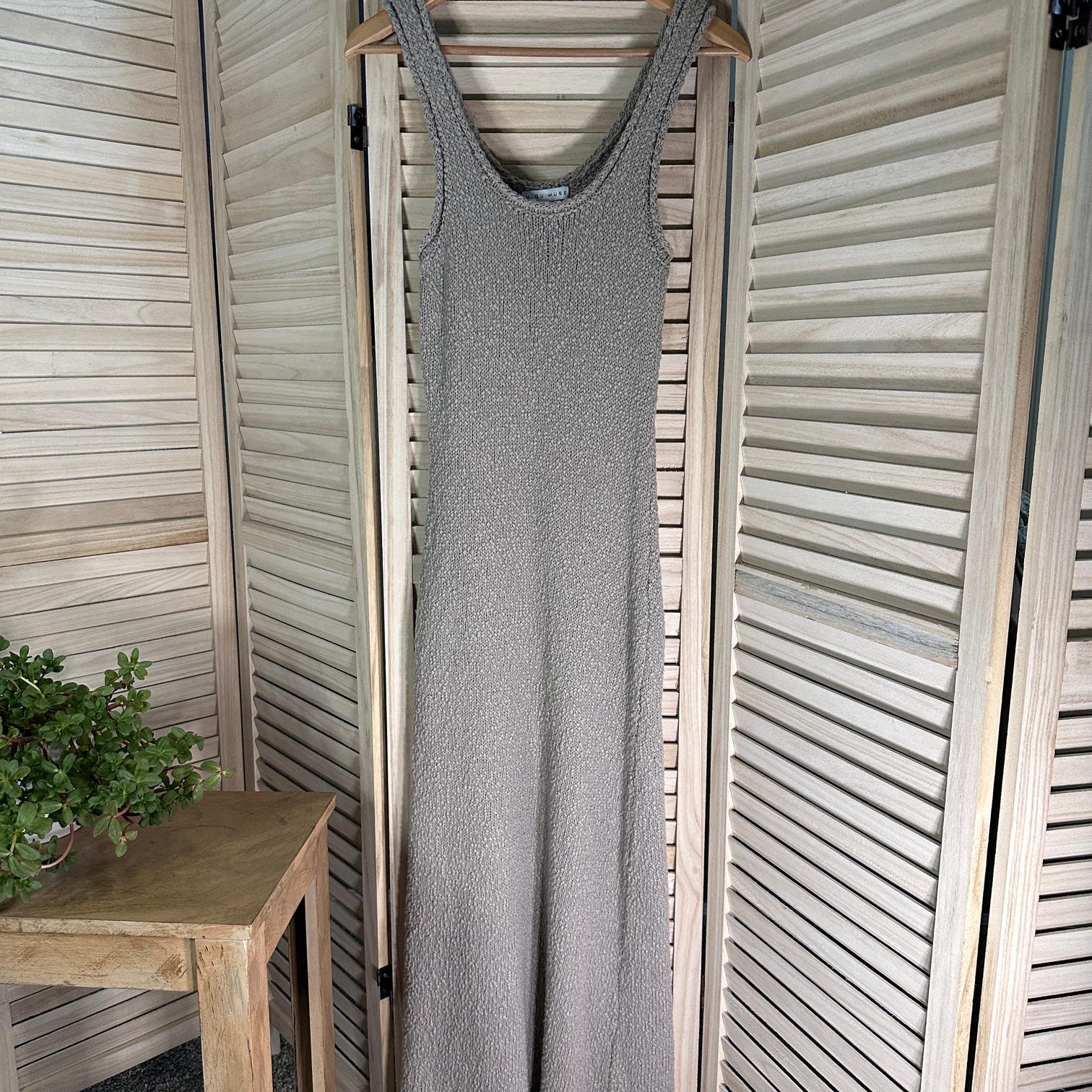 Elegant Gray Sleeveless Maxi Dress